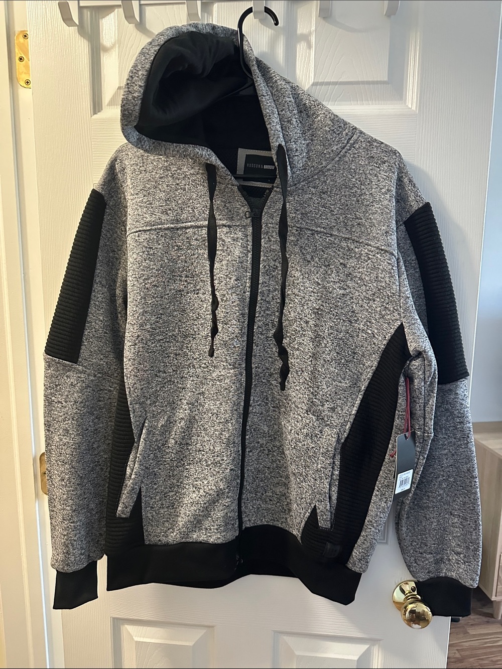 Men’s Hudson & Barrow Gray Zip-Up Hoodie size L NWT